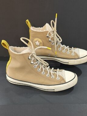 Converse Nomad Khaki Women's Tan Leather High-Top with Yellow Pull Tabs Size 8.5